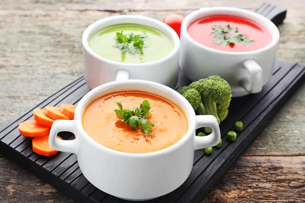 Sopa de creme vegetal com salsa — Fotografia de Stock