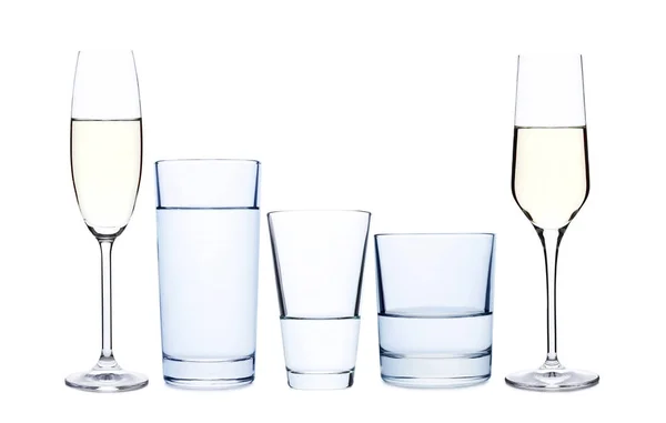 Colagem Vidro Com Água Sobre Fundo Branco — Fotografia de Stock