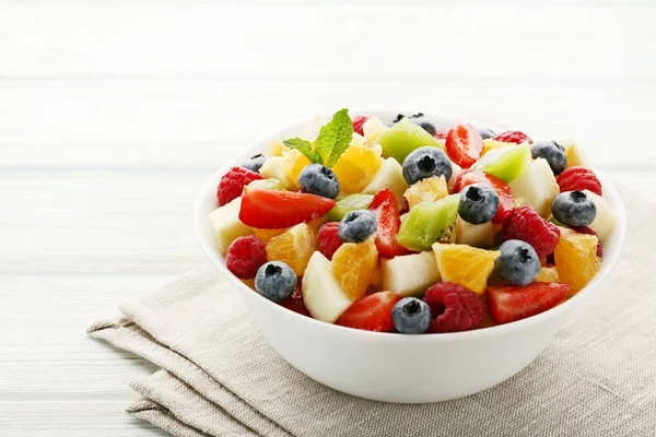 Verse fruitsalade — Stockfoto