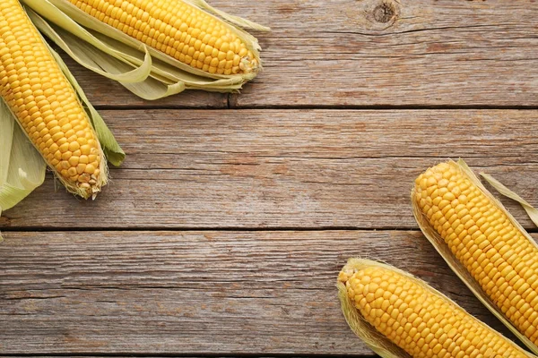 Sweet corn cobs — Stock Photo, Image