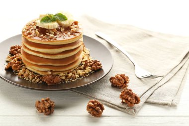 Ceviz ve muz ile lezzetli gözleme