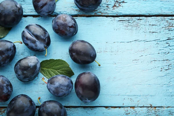 Prune coapte și dulci — Fotografie, imagine de stoc