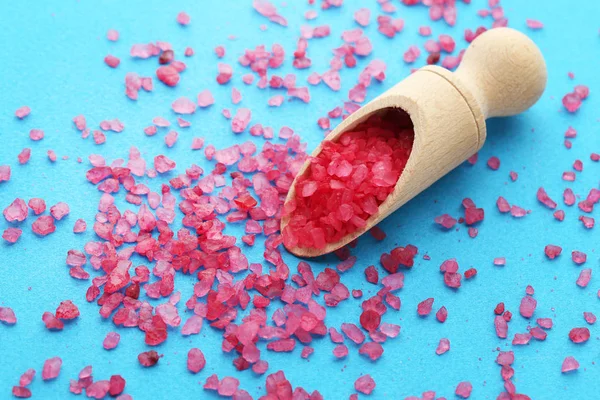 Rózsaszín tengeri só a lapát — Stock Fotó