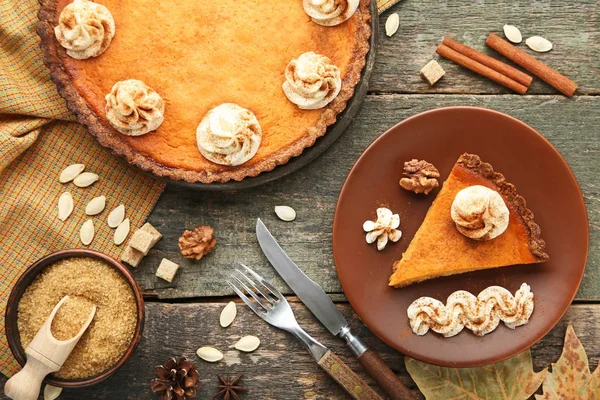 Sweet piece of pumpkin tart in plate — Stock Photo, Image