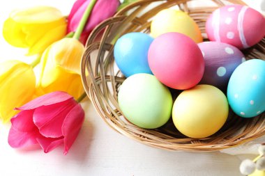 Laleli Paskalya yumurtaları 