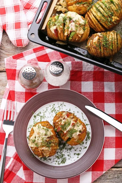 Patata al horno con queso —  Fotos de Stock