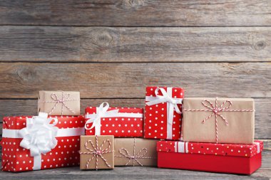 Kurdeleli hediye kutuları 