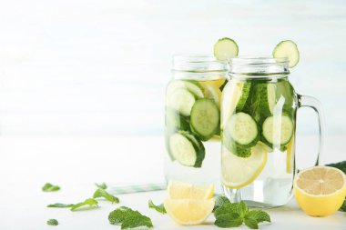 Salatalık ve limon limonata 