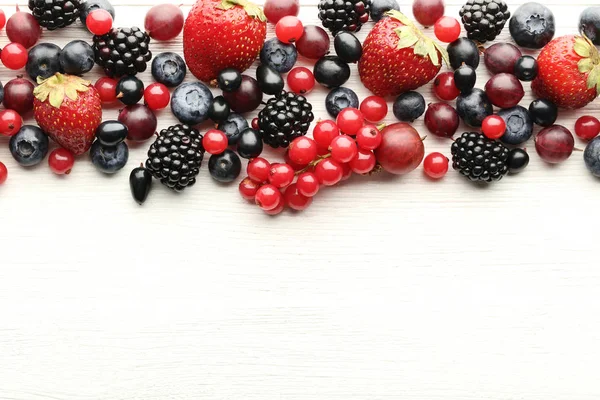 Созревшие и сладкие ягоды — стоковое фото
