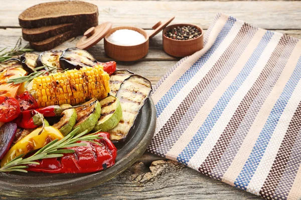 Verduras sabrosas a la parrilla — Foto de Stock