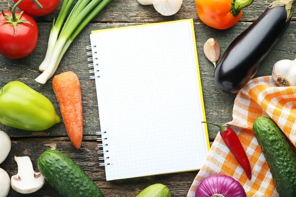 Blank recipe book with vegetables — Stock Photo, Image