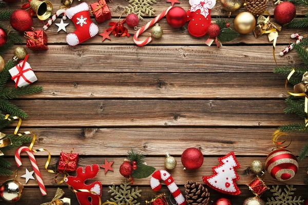 Ramas Abeto Con Decoraciones Navideñas Mesa Madera —  Fotos de Stock