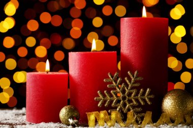 Noel mumlar baubles ile 