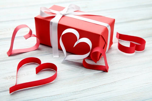 Gift Box Hearts Wooden Table — Stock Photo, Image