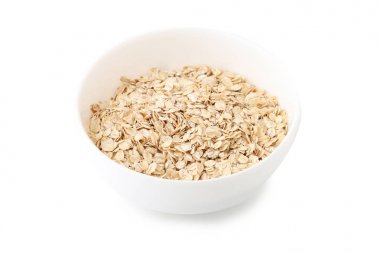 Beyaz arka plan üzerinde izole kase yulaf gevreği