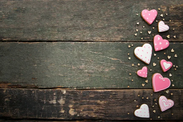 Valentine Σπιτικό Cookies Στον Ξύλινο Τραπέζι — Φωτογραφία Αρχείου