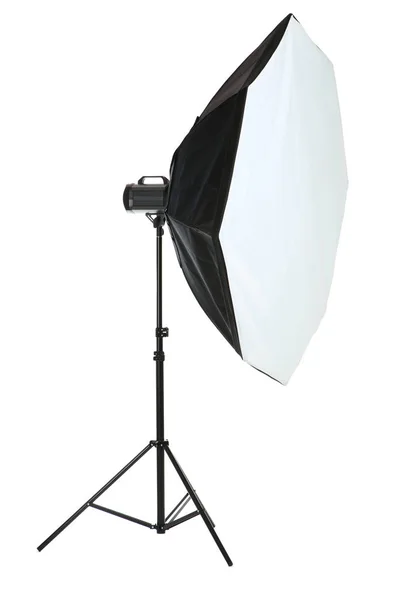 Beyaz arkaplanda izole edilmiş yumuşak kutulu stüdyo ışıklandırması — Stok fotoğraf