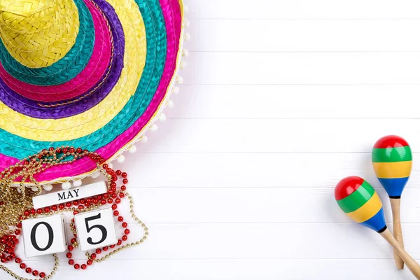 Mexican Maracas Cube Calendar Hat White Wooden Table — Stock Photo, Image