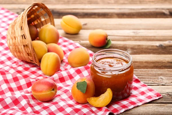 Confiture Pot Abricots Sur Table Bois Marron — Photo