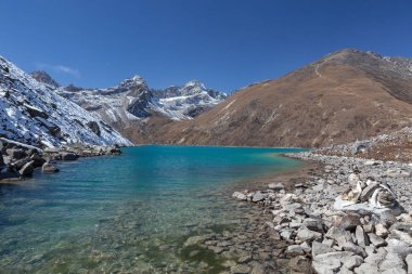 Himalaya dağ manzarası.