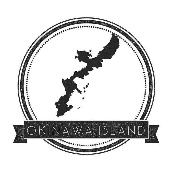 Okinawa Island mapa sello retro angustiado insignia Hipster ronda insignia con banner de texto Isla — Vector de stock
