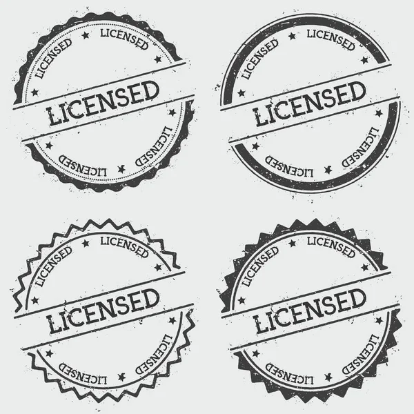 Engedélyezett insignia bélyegző elszigetelt fehér background Grunge kerek csípő pecsét tinta szöveg — Stock Vector