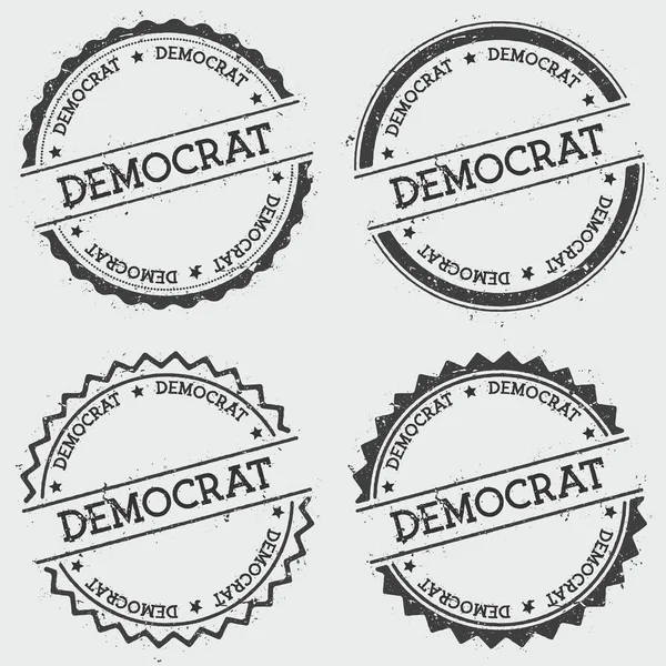 Democratico insegne timbro isolato su sfondo bianco Grunge rotondo hipster sigillo con inchiostro di testo — Vettoriale Stock