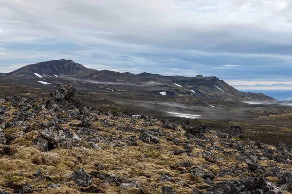Islanda campo di lava vulcanica nel parco nazionale di Saefellsnes Islanda apocalittica paesaggio montano — Foto Stock