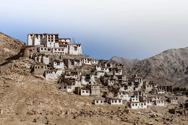 Chemrey gompa Monasterio budista tibetano en Ladakh India —  Fotos de Stock