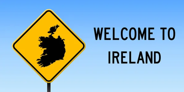 Yol işareti geniş poster haritada İrlanda İrlanda ülke harita üzerinde sarı rhomb yol işaret vektör ile — Stok Vektör