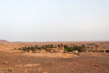 Oasis village Dashte Kavir çöl Isfahan eyaleti Iran sürüm 2