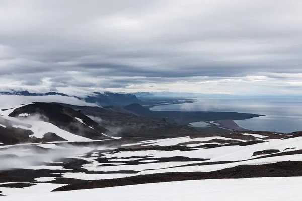 Paisagem na Islândia Vista da montanha Snaefellsjokull Costa da península de Snaefellsnes — Fotografia de Stock