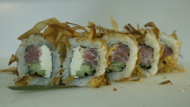 Macro shot de sushi. Restaurant japonez, sushi, tradiție orientală . — Videoclip de stoc