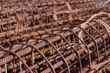 Çelik Bar arka plan takviye, Beton inşaat iş için demir. Metal armatür. Takviye armatür oluşturmak için çelik çubukları.