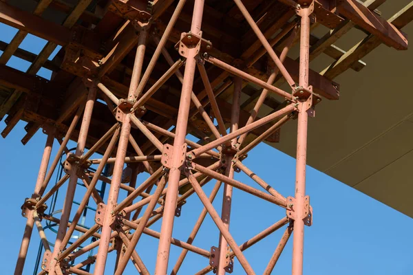 Gerüstteile Konstruktion Metallgerüste Rohre Und Stangen Details Zur Baustelle Brückenstützen — Stockfoto