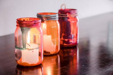 Renkli cam lambaları