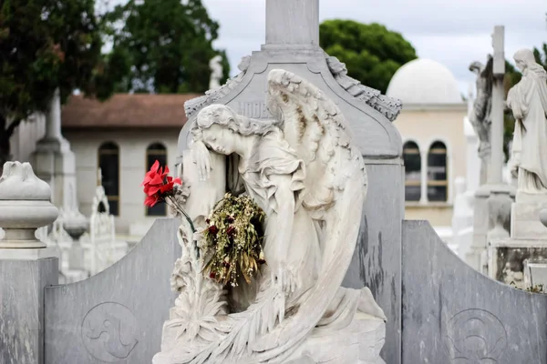 Estatua figura ángel — Foto de Stock