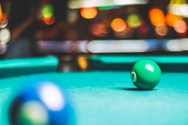 Bilardo plastik toplar