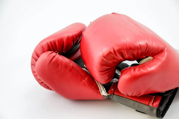 Czerwone Rękawice bokserskie — Zdjęcie stockowe
