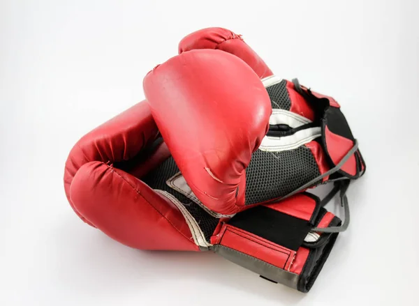 Luvas de boxe vermelho — Fotografia de Stock