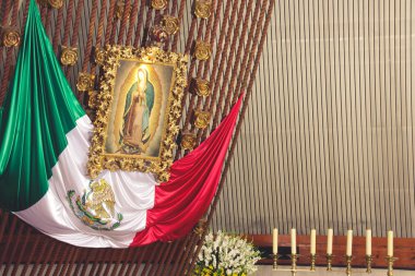 İç Basilica de Guadalupe