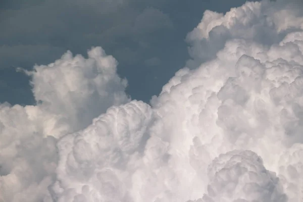 Hermoso cielo nublado — Foto de Stock