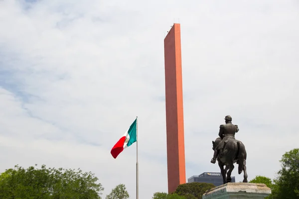 A Monterrey-ben Macroplaza megtekintése — Stock Fotó