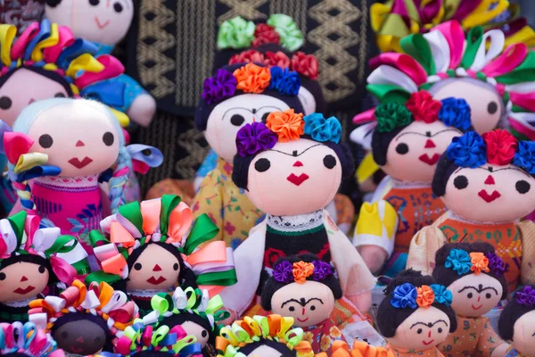 Muñecas mexicanas tradicionales — Foto de Stock