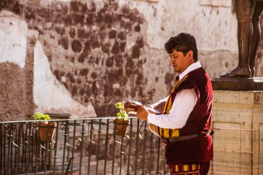 Musician at traditional mexican Callejoneada