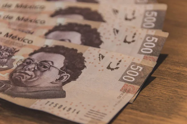 Billetes de pesos mexicanos —  Fotos de Stock