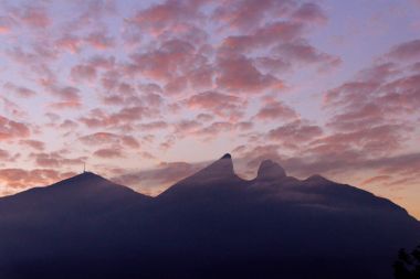 Cerro de la Silla mountain silhouette clipart
