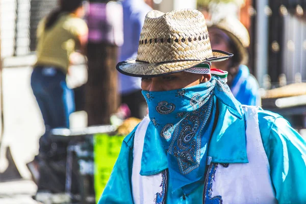 전통적인 matachin 멕시코 종교 댄서 — 스톡 사진