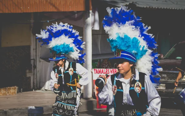 Bailarines religiosos tradicionales mexicanos matachin — Foto de Stock