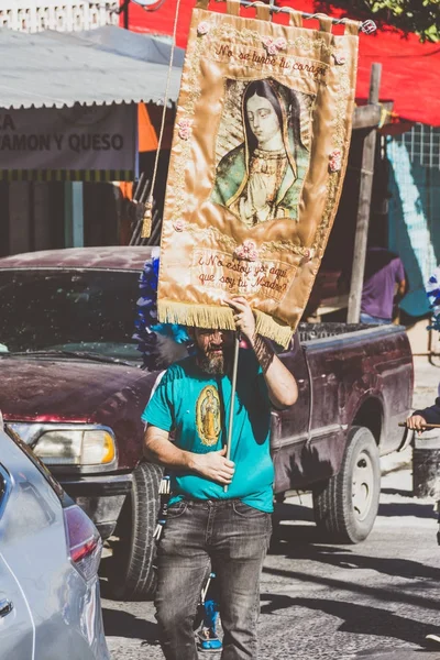 Detalle de peregrinación a la Basílica de Guadalupe en Monterrey — Foto de Stock